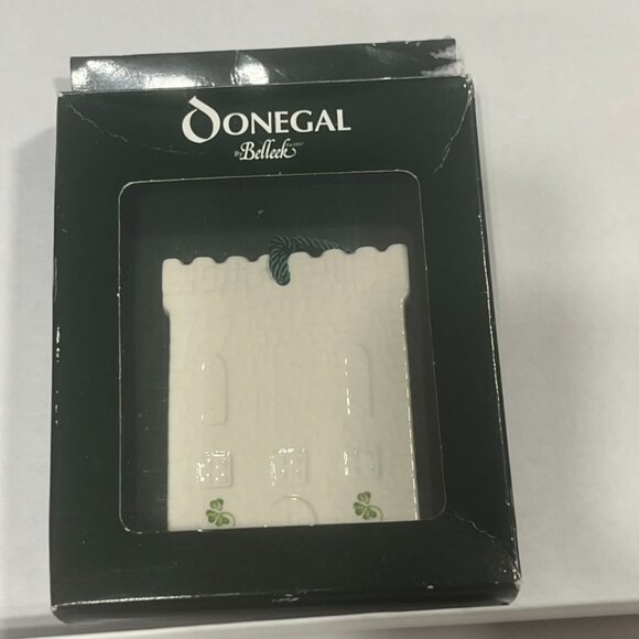 Irelands Donegal Castle by Belleek Christmas Ornamant NWT - Picture 2 of 7